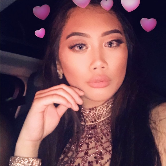 BURGUNDY HOMECOMING DRESS - Picture 5 of 5